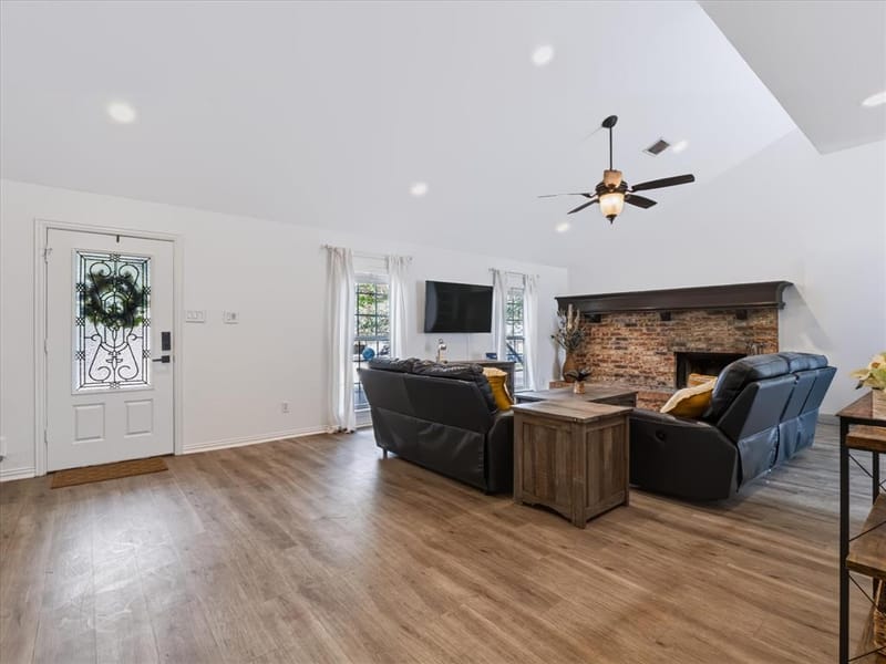 208 Wildbriar Street, Euless TX 76039 - Photo 6