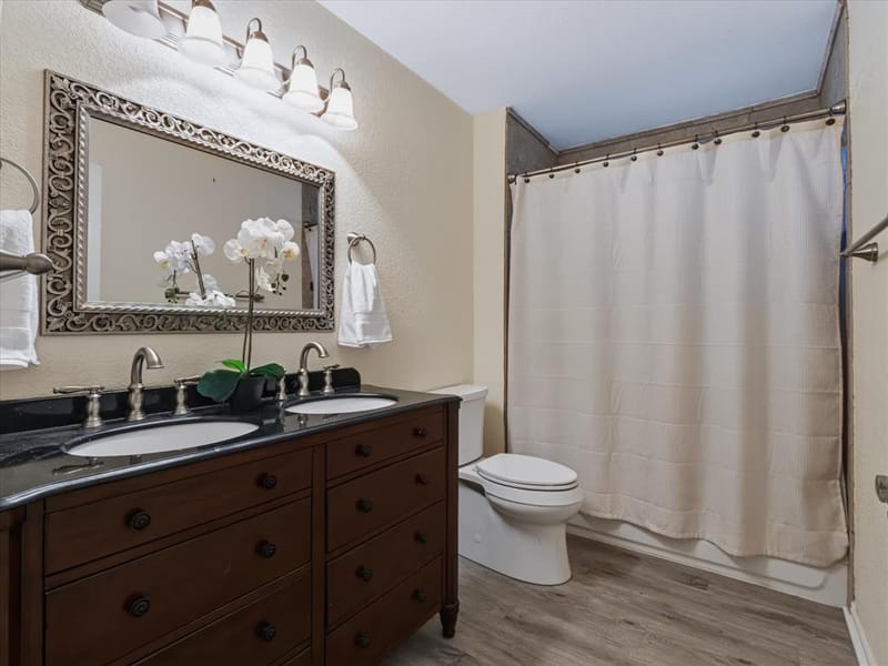 208 Wildbriar Street, Euless TX 76039 - Photo 22