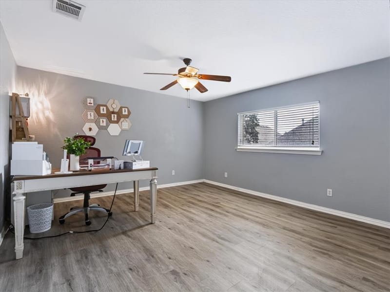 208 Wildbriar Street, Euless TX 76039 - Photo 21