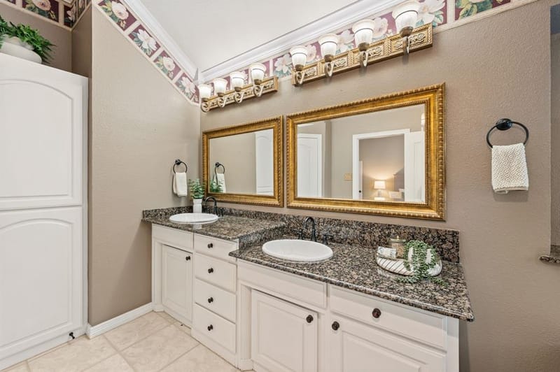 7613 Woodhaven Drive, North Richland Hills TX 76182 - Photo 22