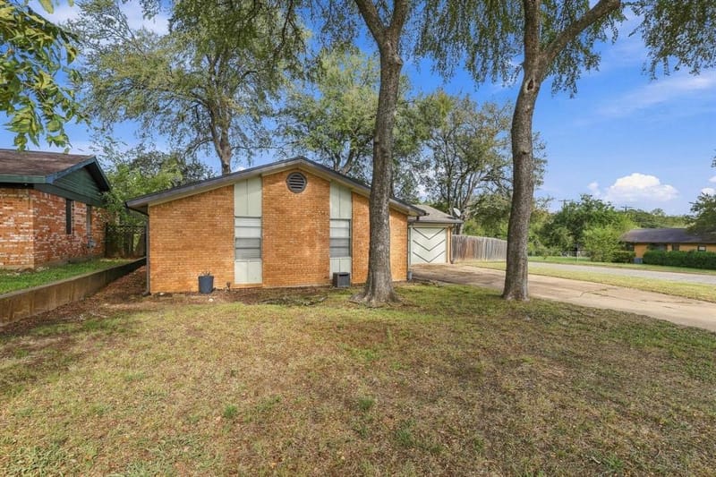 143 N Imperial Drive, Denison TX 75020 - Photo 3