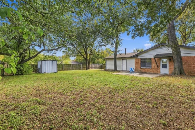 143 N Imperial Drive, Denison TX 75020 - Photo 36