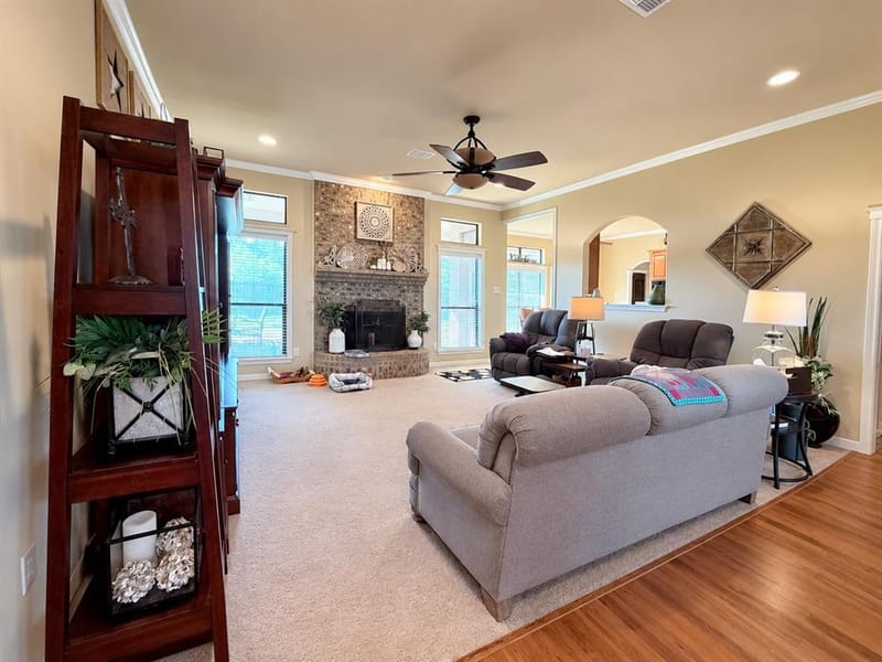 5704 Plantation Drive, Waco TX 76708 - Photo 3