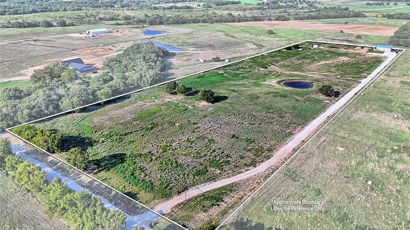 435 Lake Valley Road, Sunset TX 76270 - Photo 6