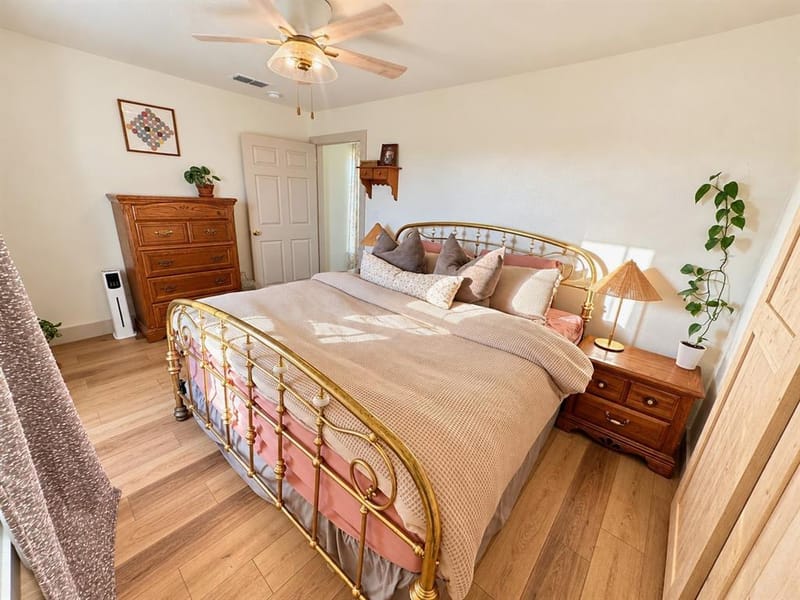 435 Lake Valley Road, Sunset TX 76270 - Photo 13