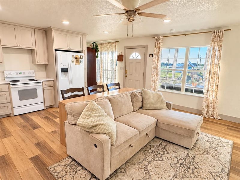 435 Lake Valley Road, Sunset TX 76270 - Photo 15