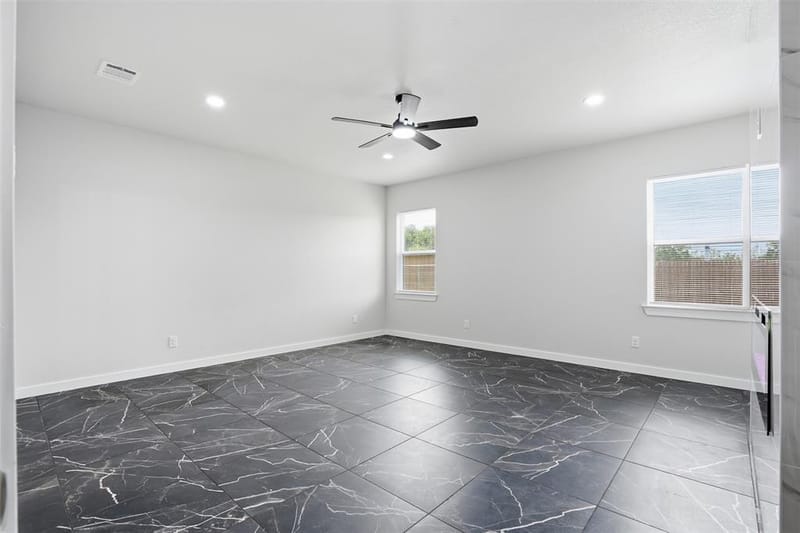 544 Highview Court, Godley TX 76044 - Photo 26