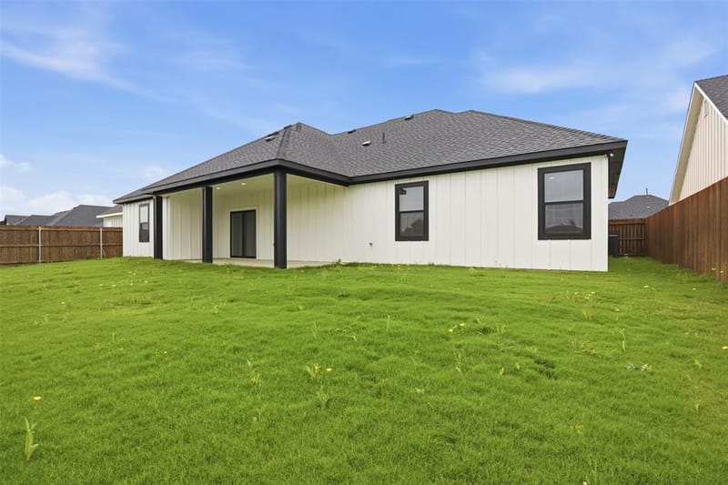 544 Highview Court, Godley TX 76044 - Photo 39