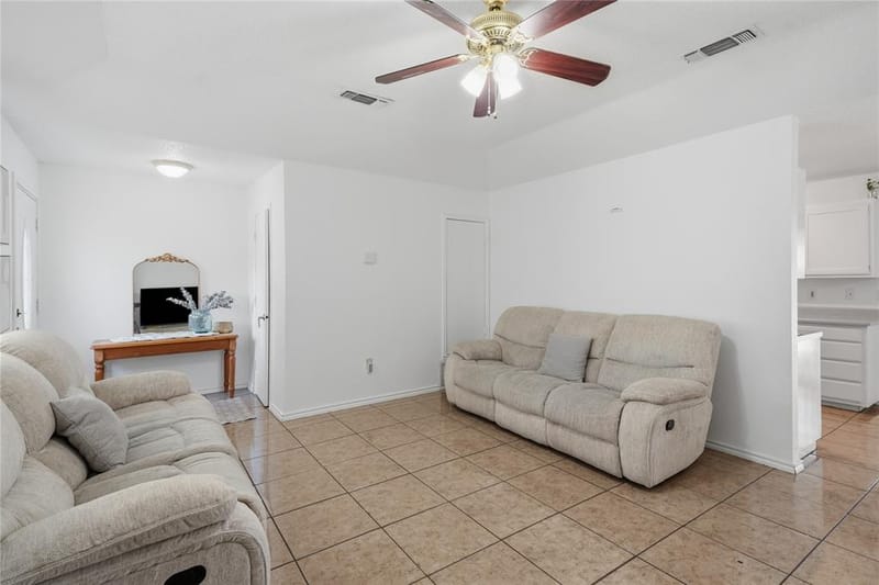 901 Melanie Lane, Keene TX 76059 - Photo 22