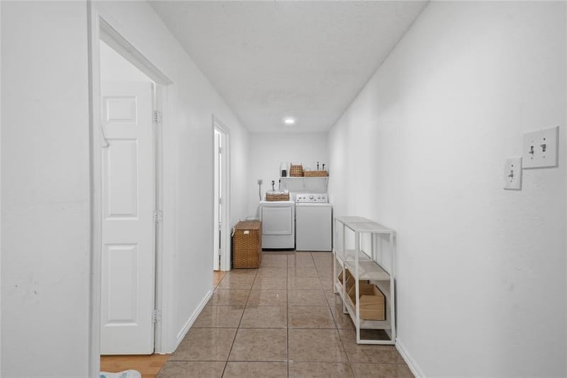 901 Melanie Lane, Keene TX 76059 - Photo 21