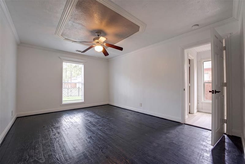 554 Pleasant Vista Drive, Dallas TX 75217 - Photo 14