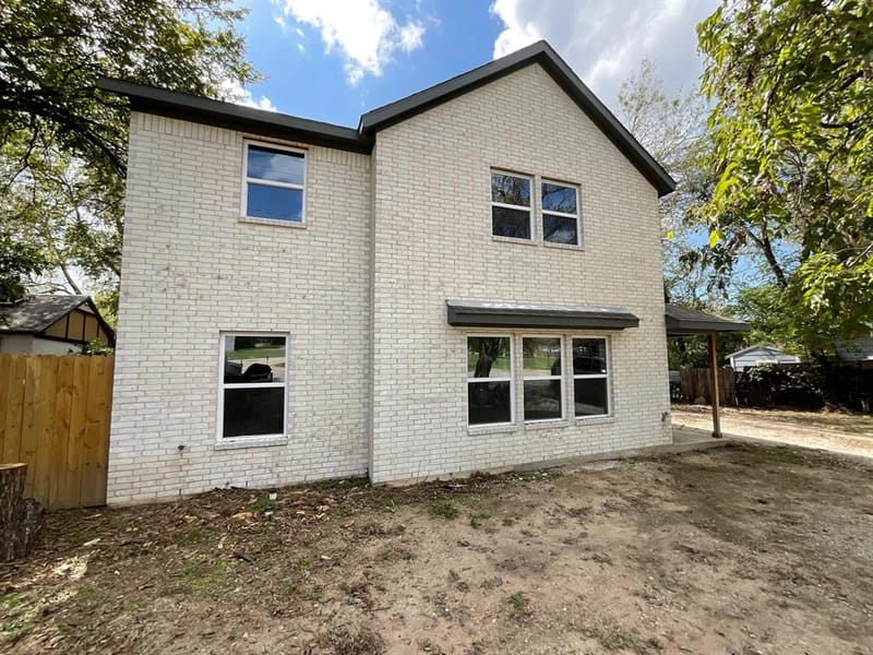 6051 Meandering Road, Fort Worth TX 76114