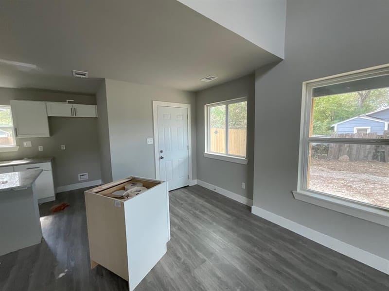 6051 Meandering Road, Fort Worth TX 76114 - Photo 4
