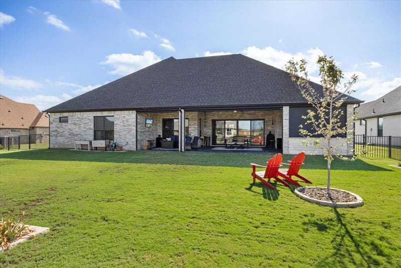 1105 Tremont Lane, Granbury TX 76049 - Photo 34