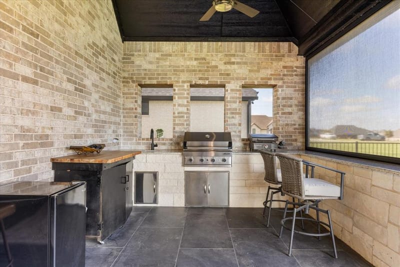 1105 Tremont Lane, Granbury TX 76049 - Photo 31