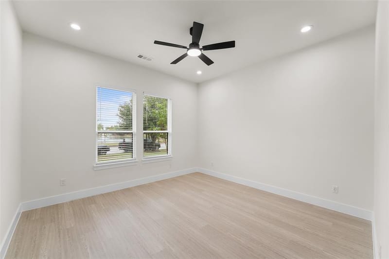 1018 Devonshire Drive N, Forney TX 75126 - Photo 31