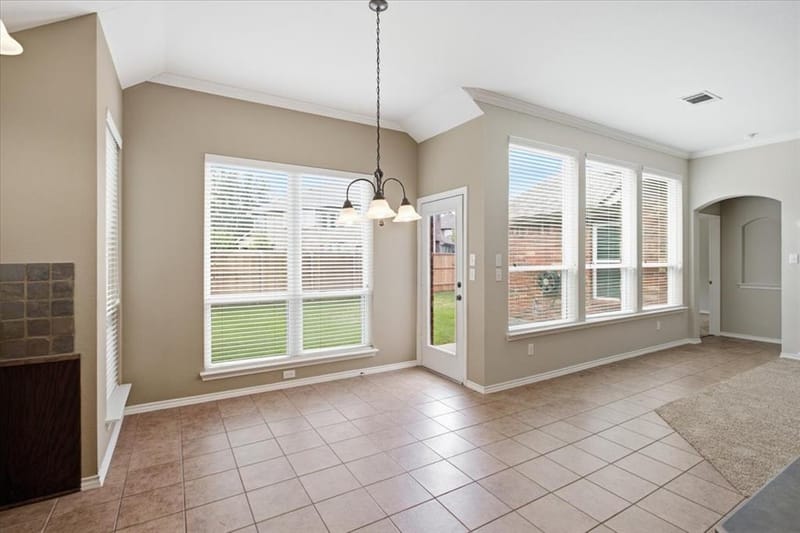 7605 Chadwick Drive, McKinney TX 75072 - Photo 4
