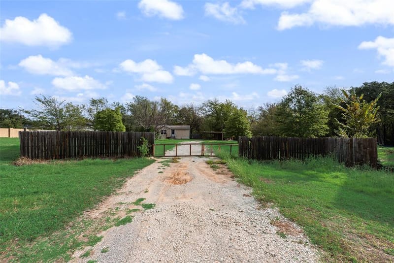 1040 Westpark Circle N, Southlake TX 76092 - Photo 4