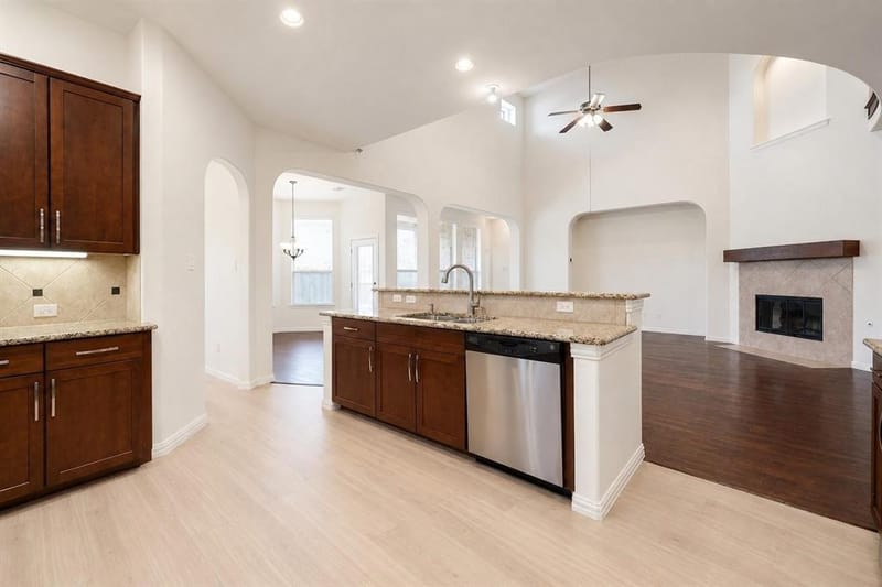 12569 Flanders Drive, Frisco TX 75033 - Photo 9