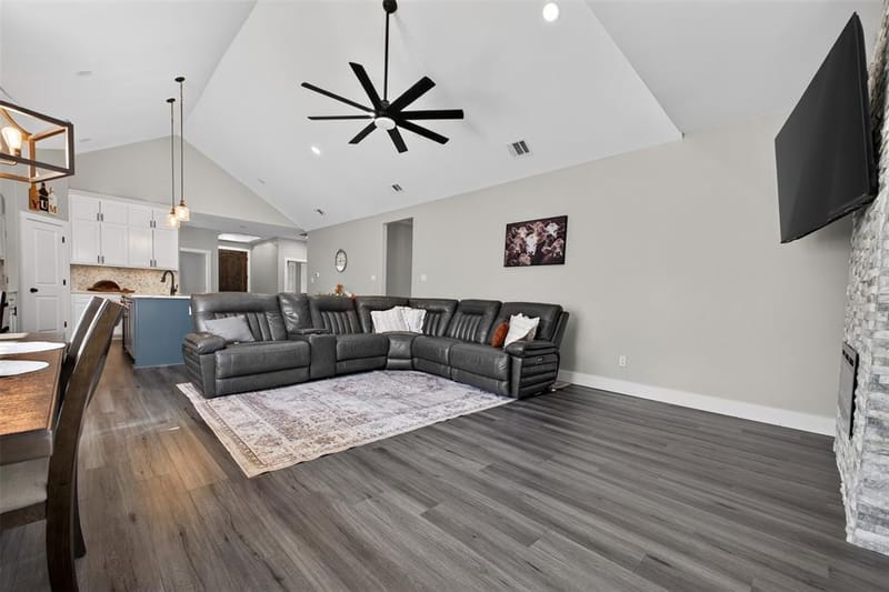 9116 Beckleycrest Avenue, Dallas TX 75232 - Photo 13