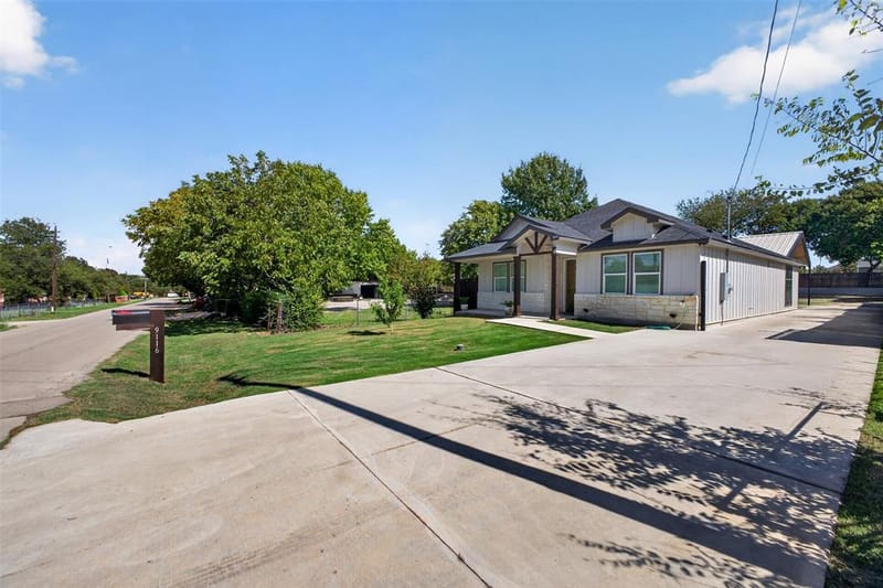 9116 Beckleycrest Avenue, Dallas TX 75232 - Photo 29