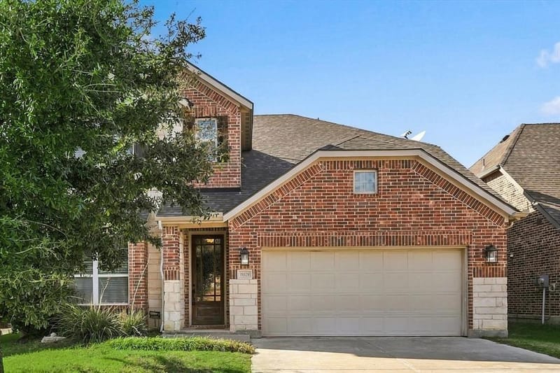 15529 Pioneer Bluff Trail, Fort Worth TX 76262 - Photo 7