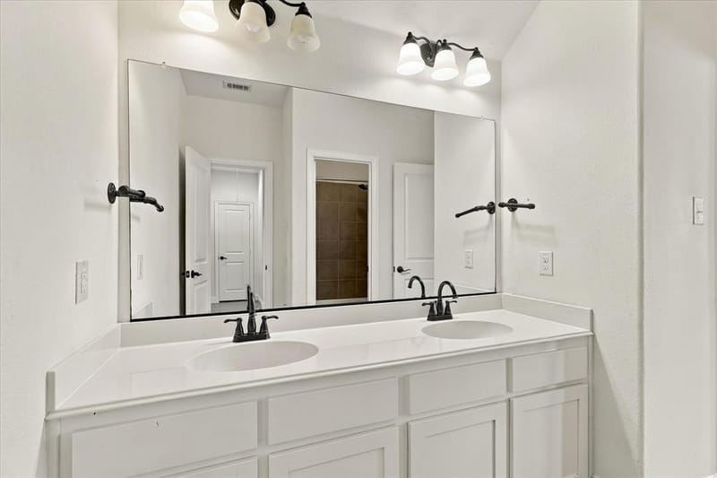 15529 Pioneer Bluff Trail, Fort Worth TX 76262 - Photo 34