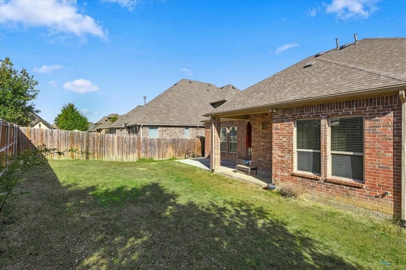 15529 Pioneer Bluff Trail, Fort Worth TX 76262 - Photo 38