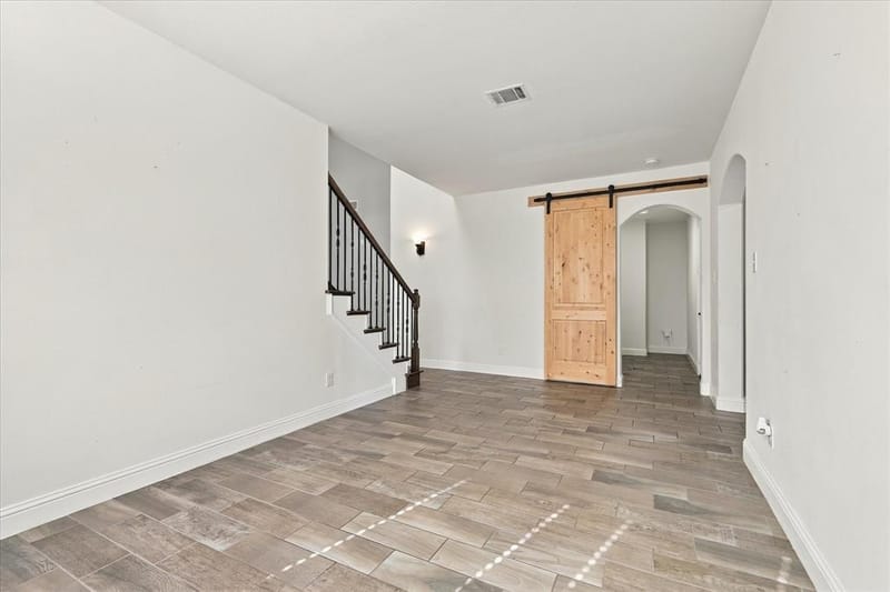 15529 Pioneer Bluff Trail, Fort Worth TX 76262 - Photo 10