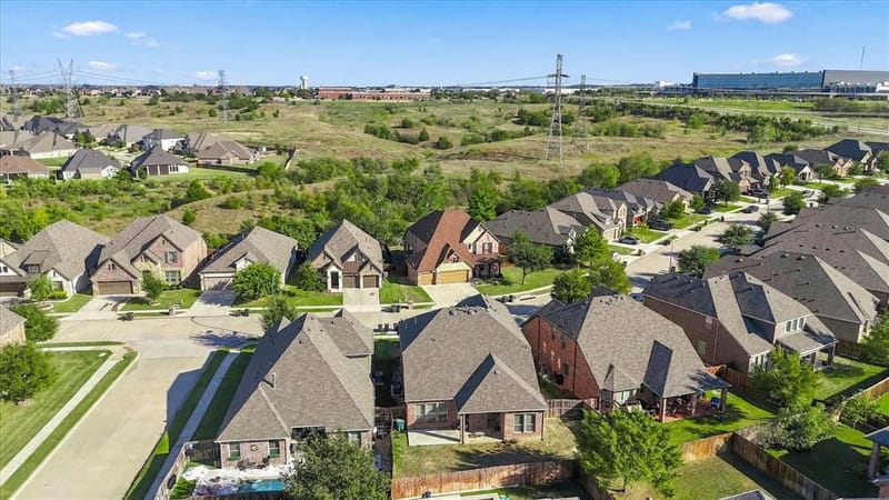 15529 Pioneer Bluff Trail, Fort Worth TX 76262 - Photo 40