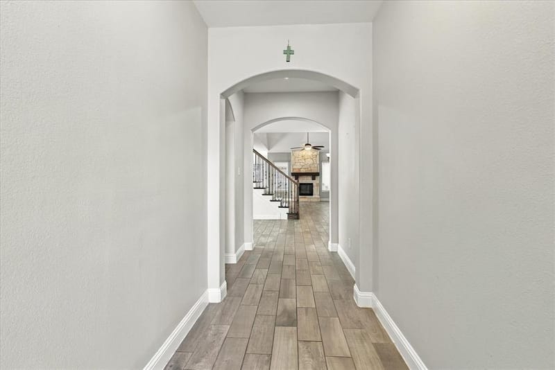 15529 Pioneer Bluff Trail, Fort Worth TX 76262 - Photo 8