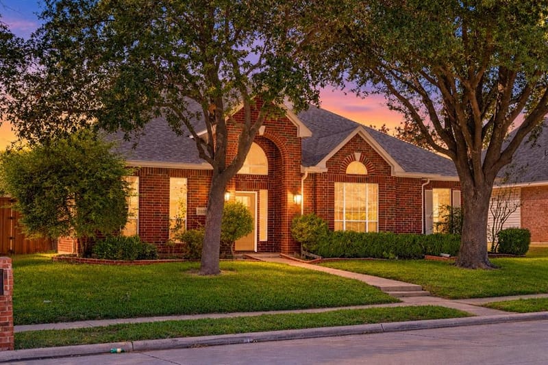 3809 Peppertree Drive, Carrollton TX 75007