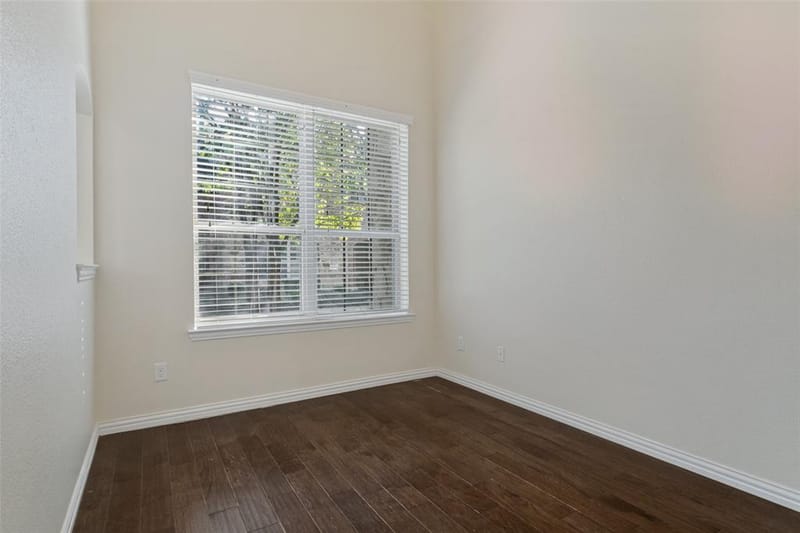 1613 Black Duck Terrace, Carrollton TX 75010 - Photo 10