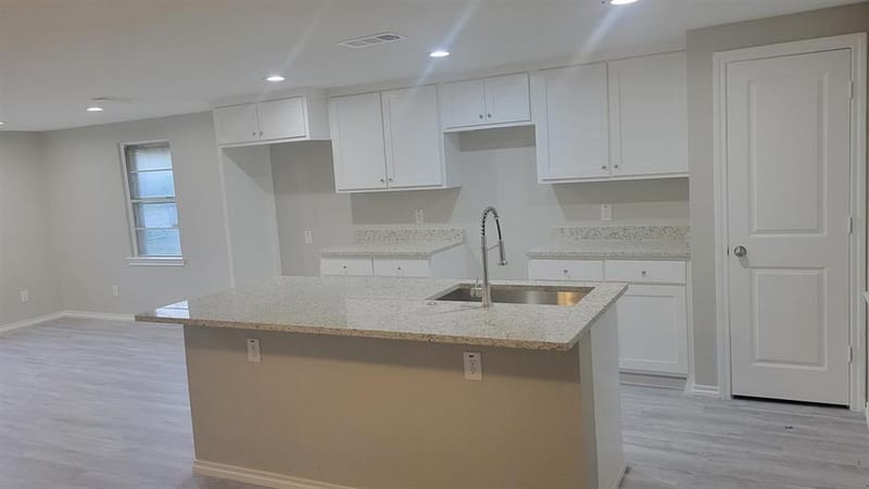 707 Korgan Street, Dallas TX 75216 - Photo 6