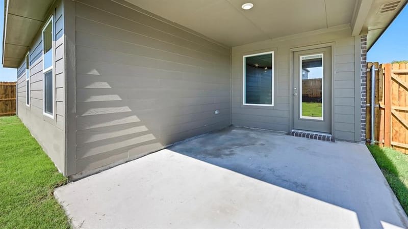 608 West Creek Fork Loop, Princeton TX 75407 - Photo 4