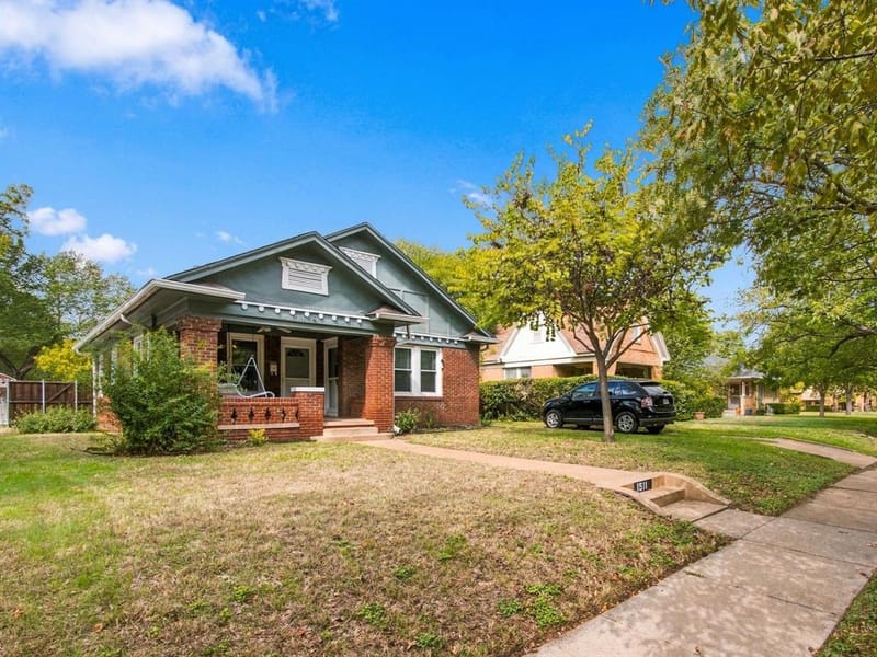 1511 Hollywood Avenue, Dallas TX 75208 - Photo 2