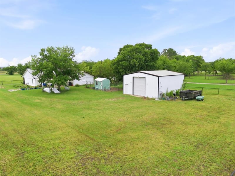 698 Hackberry Road, Van Alstyne TX 75495 - Photo 8