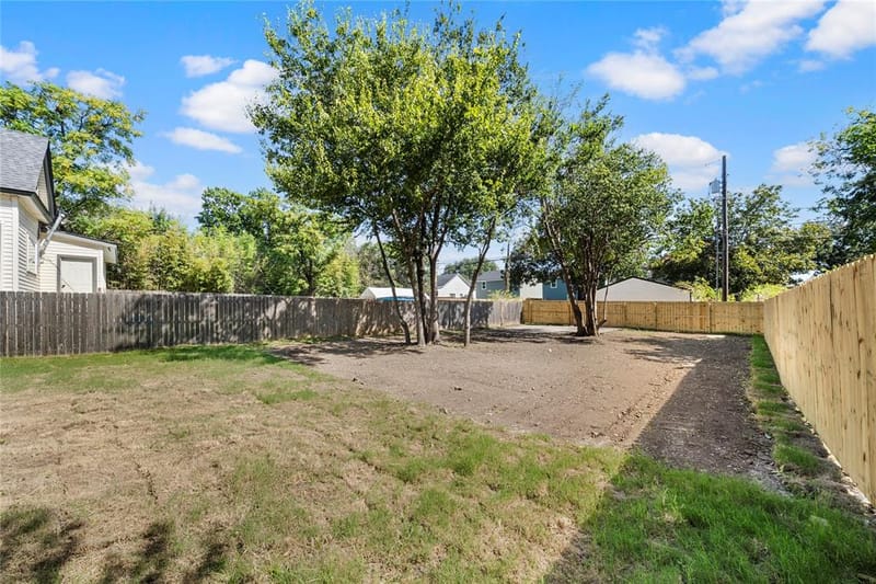 1912 Morrow Avenue, Waco TX 76707 - Photo 16