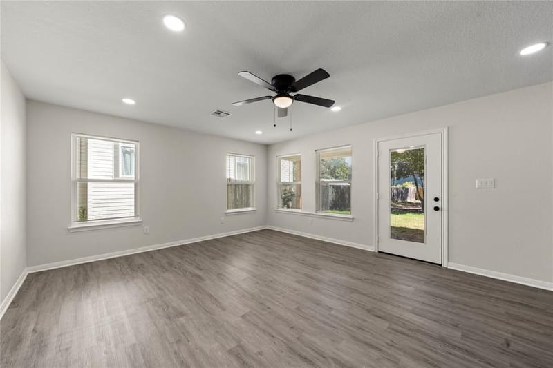 1912 Morrow Avenue, Waco TX 76707 - Photo 12