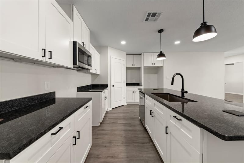 1912 Morrow Avenue, Waco TX 76707 - Photo 14