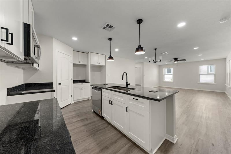 1912 Morrow Avenue, Waco TX 76707 - Photo 15