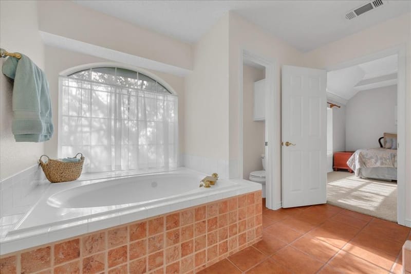305 Moss Hill Road, Irving TX 75063 - Photo 20