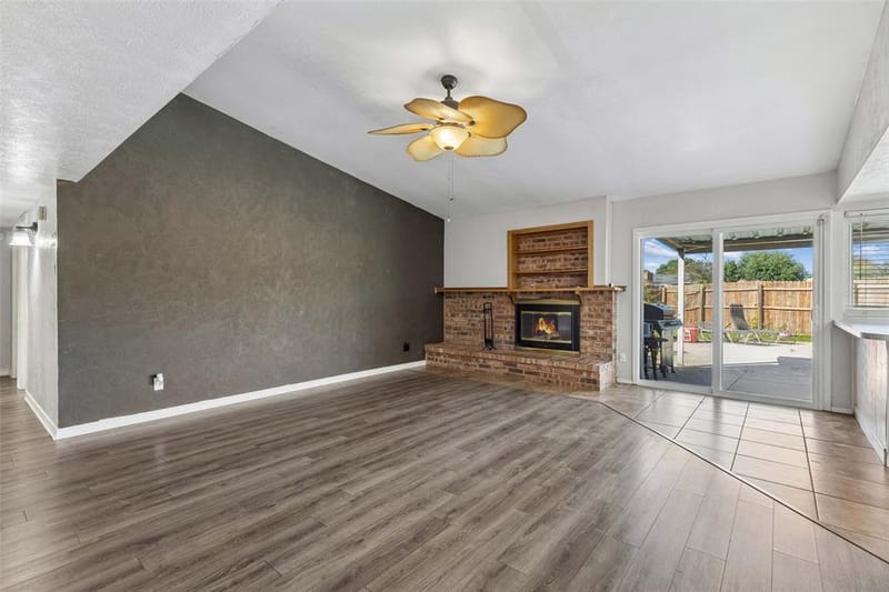 7319 Blackwillow Lane, Dallas TX 75249 - Photo 12