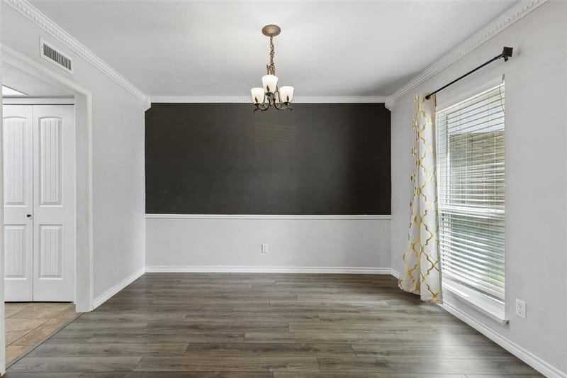 7319 Blackwillow Lane, Dallas TX 75249 - Photo 8