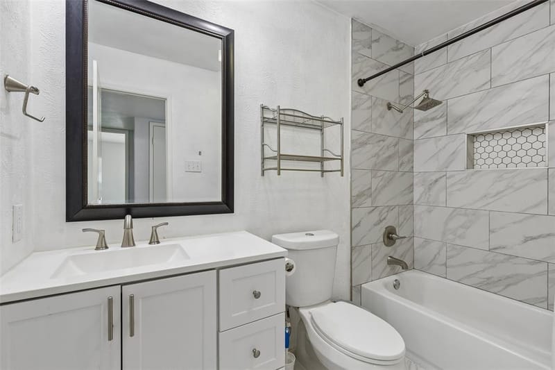 7319 Blackwillow Lane, Dallas TX 75249 - Photo 25