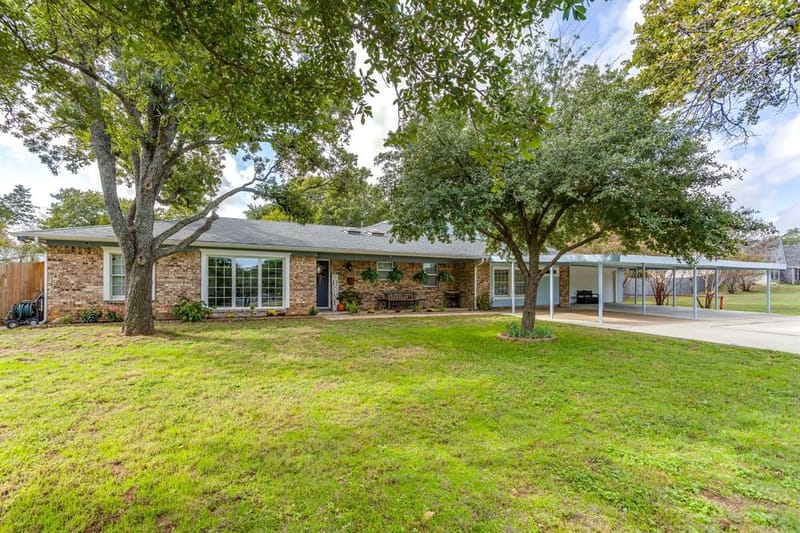 117 Black Jack Lane, Burleson TX 76028 - Photo 2