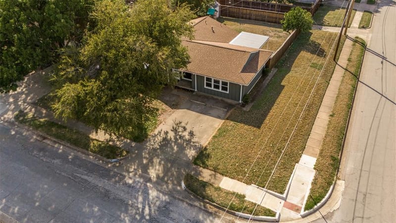 12657 Promenade Lane, Dallas TX 75238 - Photo 13