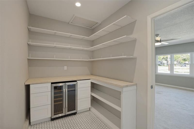 12657 Promenade Lane, Dallas TX 75238 - Photo 9