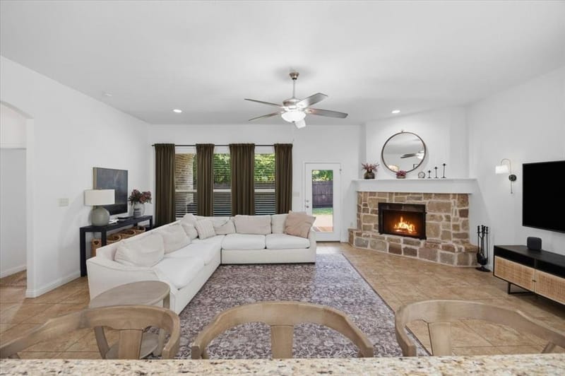 704 Westgate Drive, Aledo TX 76008 - Photo 7