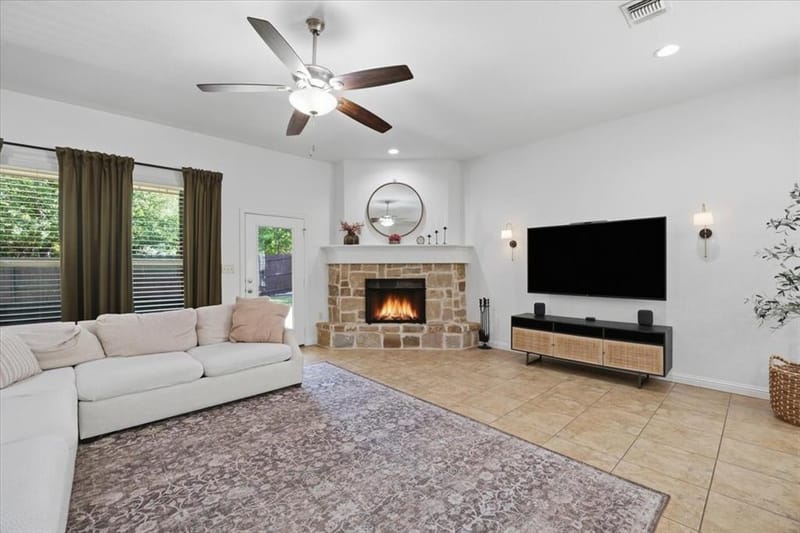 704 Westgate Drive, Aledo TX 76008 - Photo 9